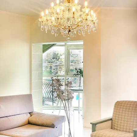 Premium Apartment: Marina Views *